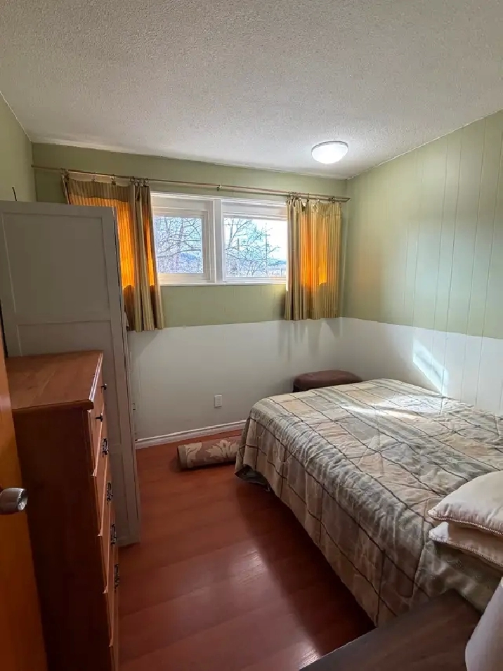 Rental room available $650