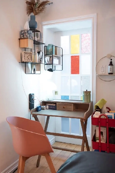 Well Maintained Treatment Room for Rent on Bloor St W  Bathurst