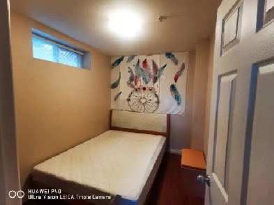 room for rent Image# 4