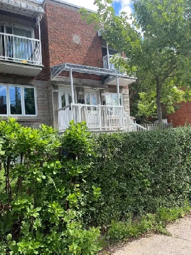 3 1/2 rosemont Montréal Image# 3