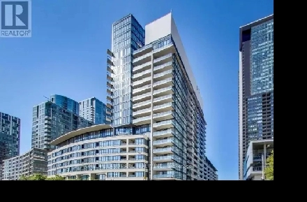 Large 2Bedroom   Den Condo  Downtown Waterfront  Bright  Mod