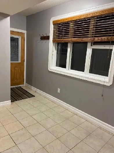 Summerside - Walkout 1 Bdrm Basement suite - all utilities incl. Image# 2