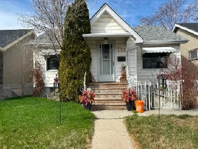 2 BED INNER CITY SUITE-$2550/MO INCLUDING UTILITIES AND GARAGE Image# 1