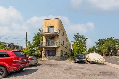 studio,10118 boul.St-Michel, Image# 1