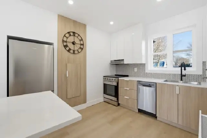 4 1/2 à louer fraichement rénové sur le bord de l’eau