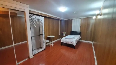 Basement for rent $500/month (Brimley and St.Clair) Scarborough Image# 3