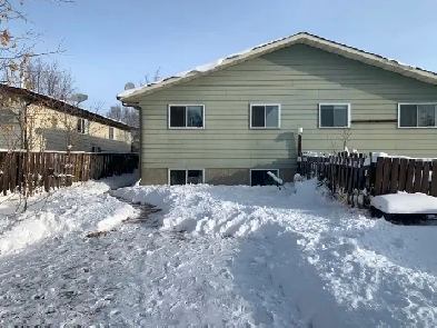 Bright and Spacious Neat Clean Tidy 2 Bedroom 1 Bathroom