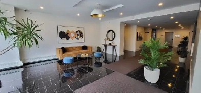 3 Bedroom Corner unit available on Broad Street