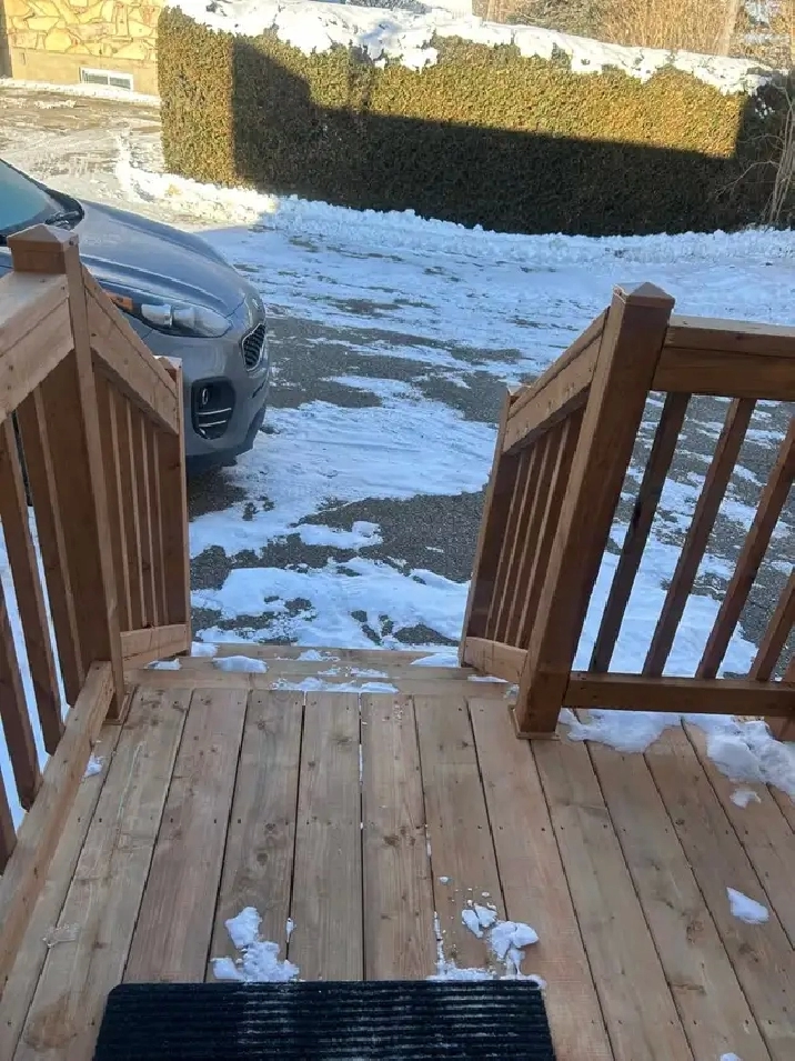 Loft semi-meublé à louer – Disponible immédiatemen