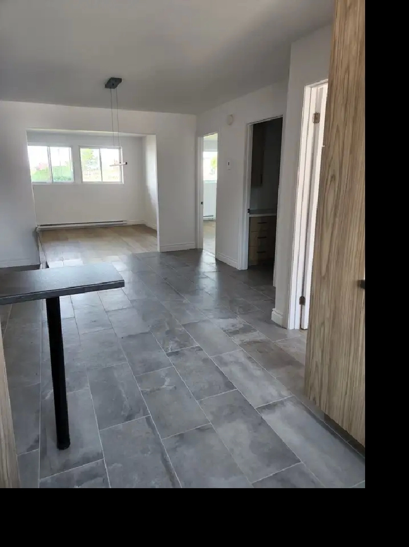 Beau 4 et demi à loué dans un endroit très recherché St-Hyacinth