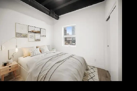 Modern 1 Bedroom Apartment! Move In Ready! Image# 1