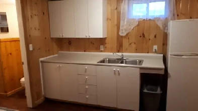 Huntsville, 1 Bedroom Basement Apartment.