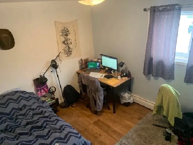 Room Available Near University of Guelph