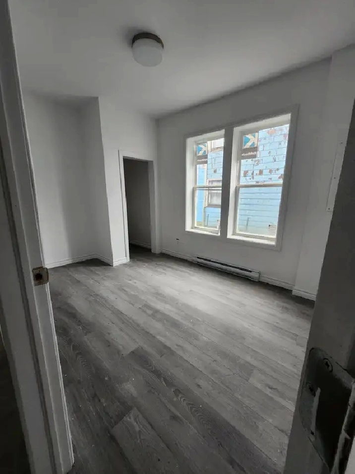 588 Harding W - 3BR West, W/D, close to amenities