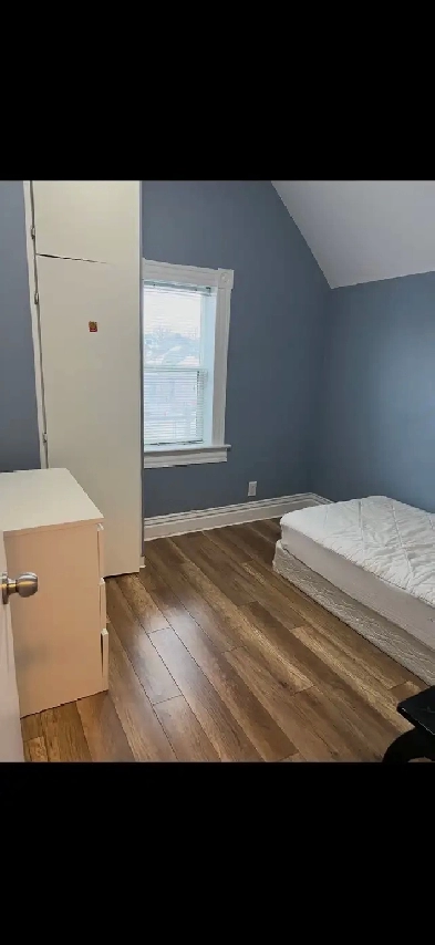 Furnished Room for Rent Image# 1