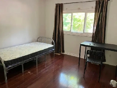One bedroom near UTSC for rent Image# 2