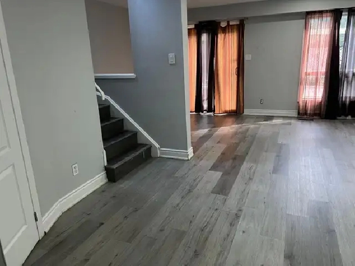 Corner Townhouse In Brampton For Lease (Students Welcome)
