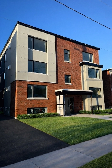 Steps to Ottawa U - Newly built one bedroom units Image# 9
