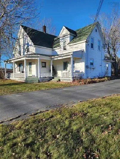 RESIDENTIAL OR COMMERCIAL  OPPORTUNITY 3.5600 ACRES