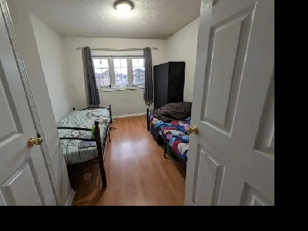 Sharing room for rent for boy in Mississauga