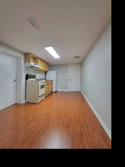 1 BEDROOM APT FOR ONE WITH SEP ENTRANCE INCLUDES UTILITIES