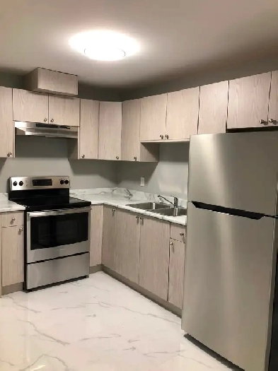1 BED   1 BATH 500 SQ FT  Surrey South Newton Sullivan