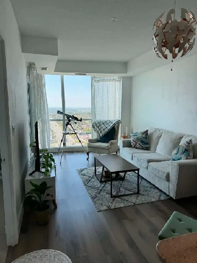 Pretty Condo For Rent (Square One Mississauga) Image# 2