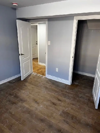 3 bedroom basement apartment for rent Image# 4