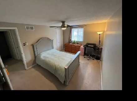 $950 Room for Rent