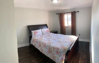 Spacious Private Room at Prime Location