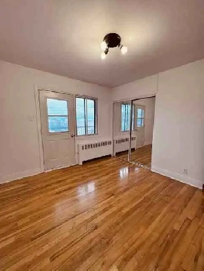 Logement  4 et demi 4 ½ à louer pour avril Image# 1