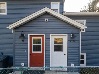 STUNNING HALIFAX VIEWS: EXECUTIVE 2 Bed 2 Bath AVAILABLE MAY 1ST Image# 11