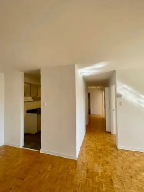 Appartement 4 ½  à louer à Saint-Bruno Image# 1