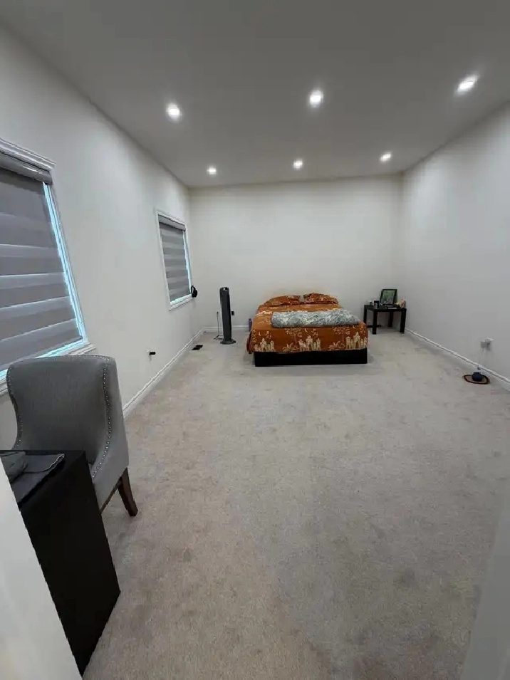 Masterbedroom   1 Parking