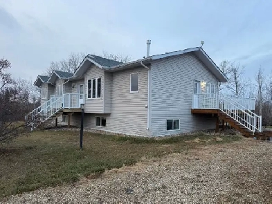 Acreage For Sale- 4kms From Peace River