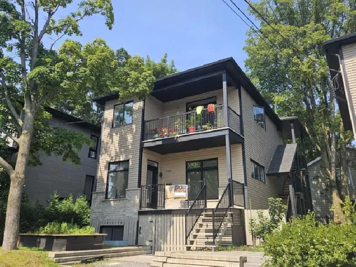 4 1/2 lumineux à Sainte-Foy | Près Université Laval et des ponts