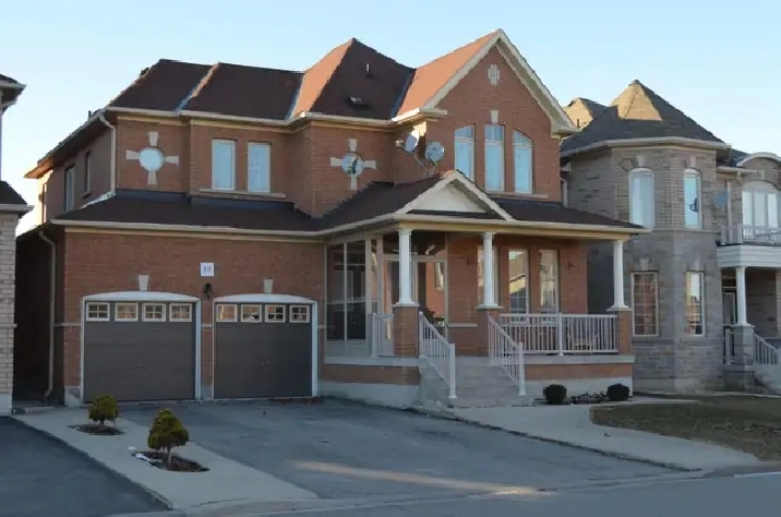 FAMILY ONLY! 4 Bedroom house for rent in Brampton from May 1st