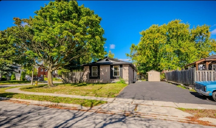 3 Bed | 2 Bath Legal Basement Apartment - Cambridge