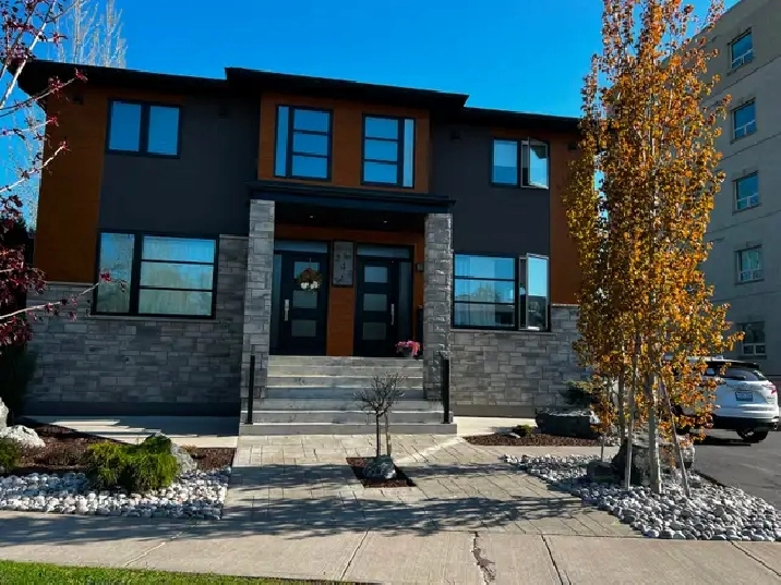 4-Bedroom Townhouse – Available May 1 & June 1, Woodcrest Area