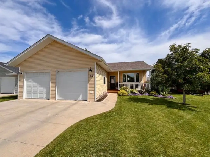 House for sale in Winkler