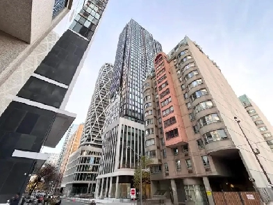 Dundas University 1 Bed 1 Bath Condo for Rent at Artist Alley Image# 7