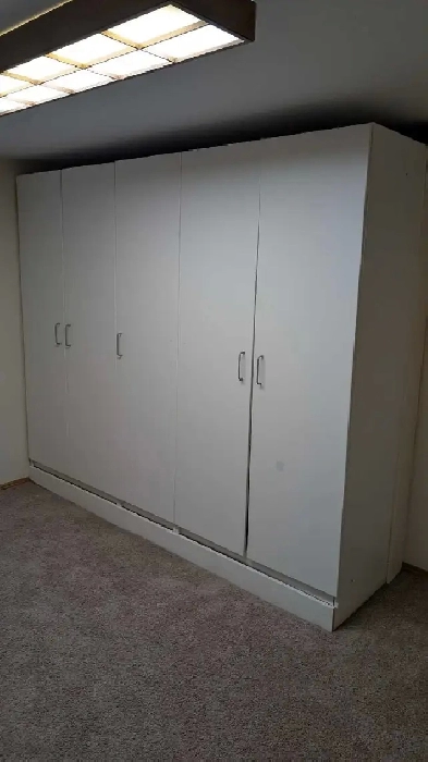 Looking for a roommate Image# 4