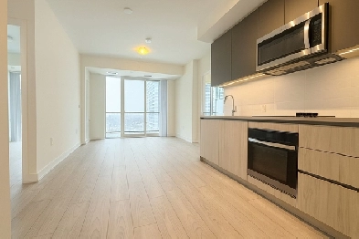 Yonge Finch 2 Bed 2 Bath Condo for Rent with Internet Included Image# 9