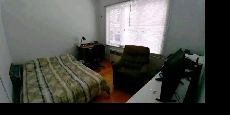 2 minutes à pied Cégep Garneau pour étudiant(e non fumeur(euse)