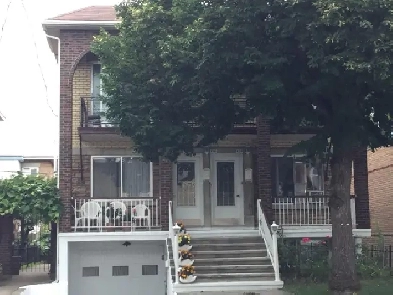 Large and Bright 3 12 Apartment for Rent