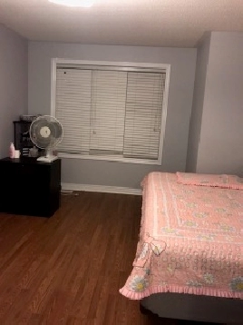 Master bedroom for Rent