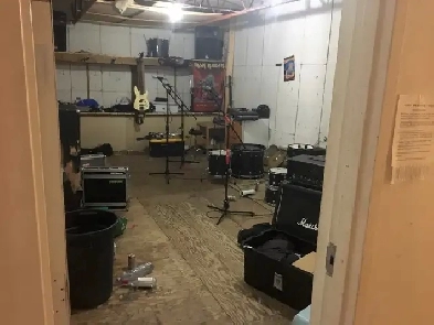 66000  month BAND PRACTICE ROOM OR STORAGE