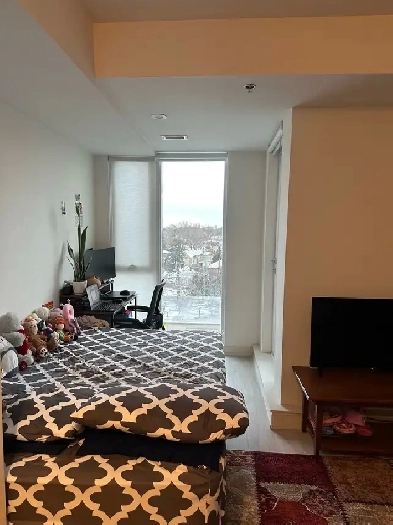 condo for rent Image# 6