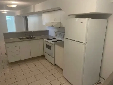 Birchmount and Danforth Basement Apartment Rental Image# 8