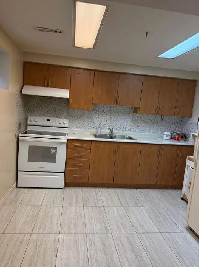 2-Bedroom Spacious Basement for Rent – Doncaster Dr, Brampton Image# 3